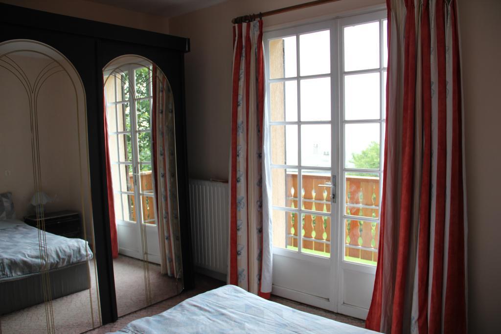 Holiday home Maison de la litiére Pugny-Chatenod Habitación foto